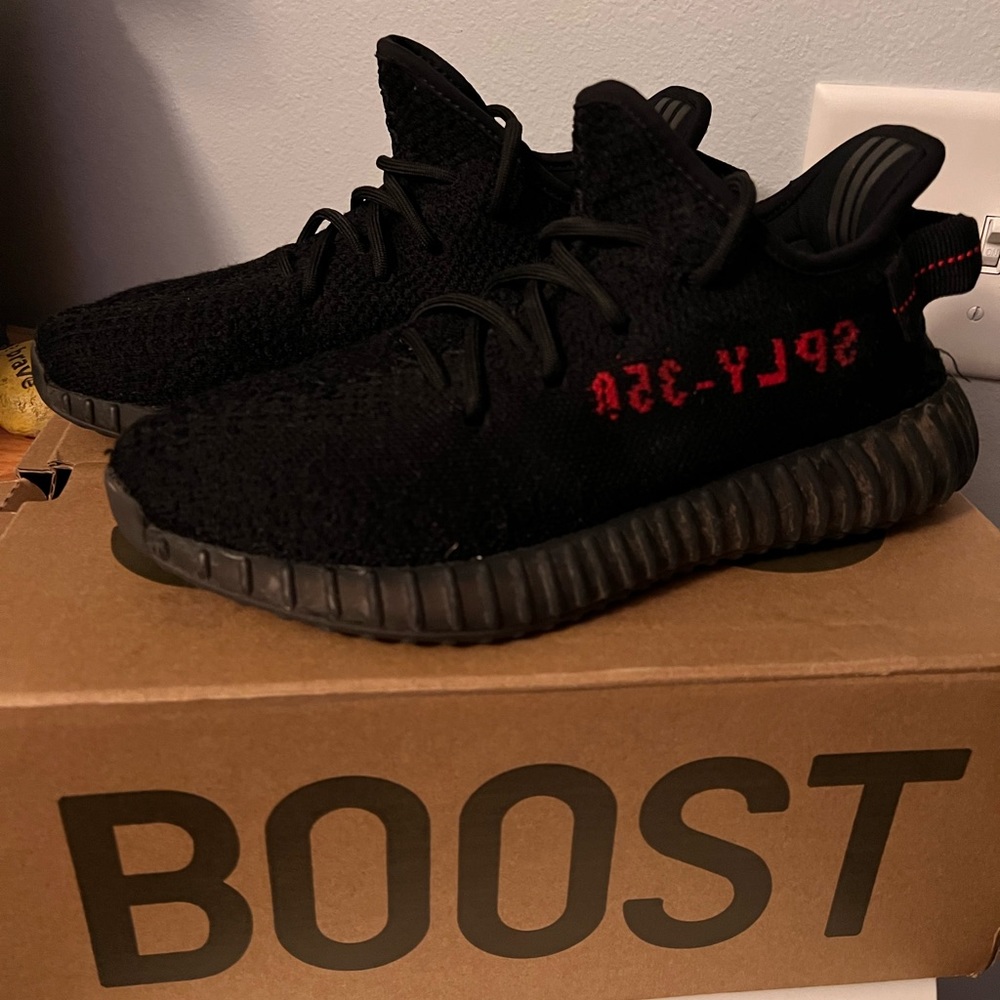 Mens Yeezys Bred Authentic 6.5